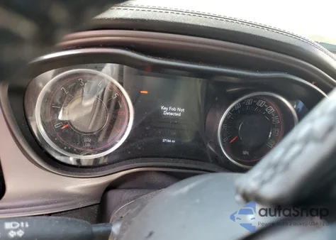 2023 Dodge Challenger R/T Scat Pack z USA, uszkodzony, nr VIN 2C3CDZFJ1PH615155